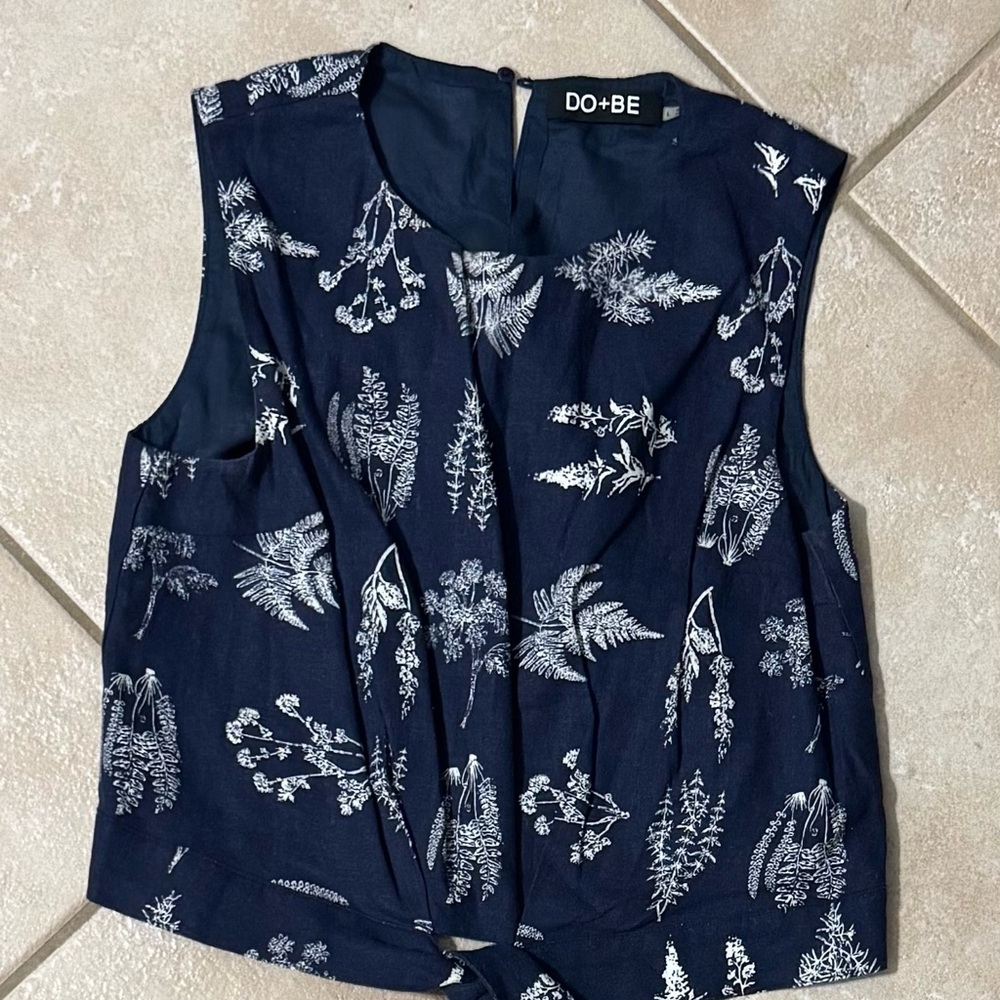 DO+BE Navy Tank Top